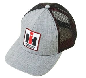 A2941 - Cap mit INTERNATIONAL Logo grau Rückseite aus schwarzem Mesh