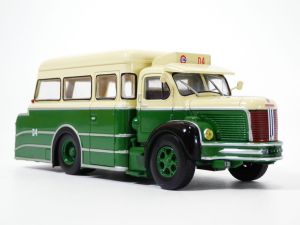 CX233801 - BERLIET GLM10 Abschleppwagen mit Reifen RATP