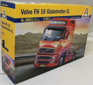 ITA3821 - VOLVO FH16 Globetrotter XL 4x2 Modell zum Zusammenbauen und Lackieren