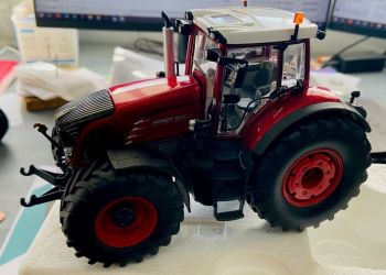 CW0154 - FENDT 936 vario Rouge