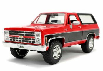 JAD31593 - CHEVROLET K5 Blazer 1980 Rot und Schwarz -.