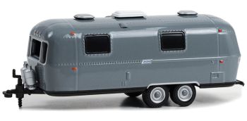 GREEN34140-D - Wohnwagen AIRSTREAM Zweiachser Yacht Safari 1971 grau aus der Serie HITCHED HOMES in Blisterverpackung.