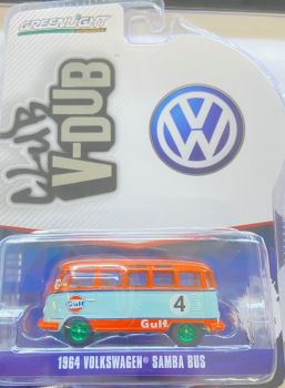 GREEN36070-BVERT - VOLKSWAGEN Samba Bus 1964 GULF mit grünen Felgen aus der Serie CLUB VEE-DUB in Blisterverpackung.