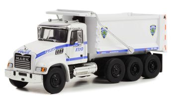 GREEN45160-B - MACK granite Kipper 8x4 2019 Polizei NYPD aus der S.D TRUCKS Serie unter Blisterverpackung