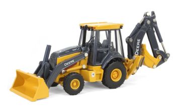 ERT45934 - Baggerlader JOHN DEERE 320 P-Tier - Prestige Collection