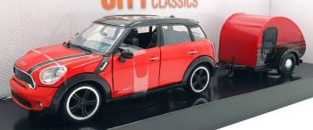 MMX79761 - MINI COOPER Countryman S mit Wohnwagen Rot.