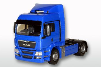 EMEK82004 - MAN TGS LX Trekker 4x2 Blau