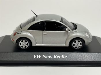 MXC940058000 - Volkswagen New Beetle 1998 Silber