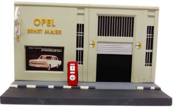 AKI0169 - Garagenfassade mit Gehweg OPEL Ernst Maier Maße 21cm lang x 11cm hoch