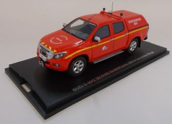 ALARME0029 - ISUZU D-MAX Doppelkabinen-Feuerwehrmann SDIS 64 Pyrenees Atlantiques Secours en Montagne limitiert auf 300 Einheiten