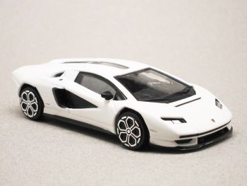 BUR30459WH - LAMBORGHINI Countach LP 800-4 2021 Weiß