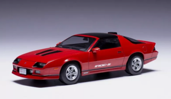 IXOCLC562N.22 - CHEVROLET Camaro Iroc-Z 1986 rot