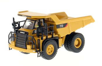 DCM85261 - Dumper CATERPILLAR 772C mit Fahrer und Metallkiste