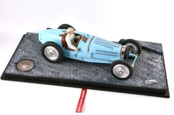 FLM-118001M/LB - BUGATTI Typ 59 Fahrgestell 59124 himmelblau