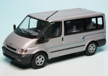 MNCFORD-TRANSIT-ZI - FORD Transit Tourneo Van 2001 grau