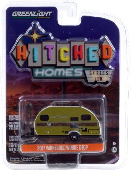 GREEN34100-C - WINNEBAGO Winnie Drop 2017 1-Achser grün-weißer Wohnwagen der Serie Hitched Homes in Blisterverpackung