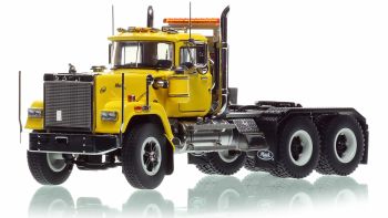 HHR138G-2 - MACK Superliner Heavy Spec mit Tandemachsen Gelb