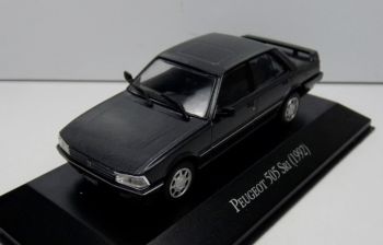 MAGARG50-01 - PEUGEOT 505 SRI 1992 Grau im Blister