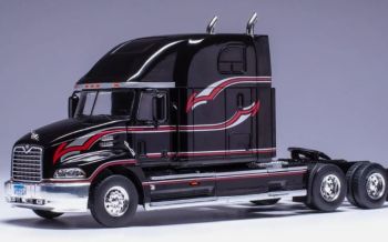 IXOTR198.22 - MACK Vision 6x4 2000 Schwarz